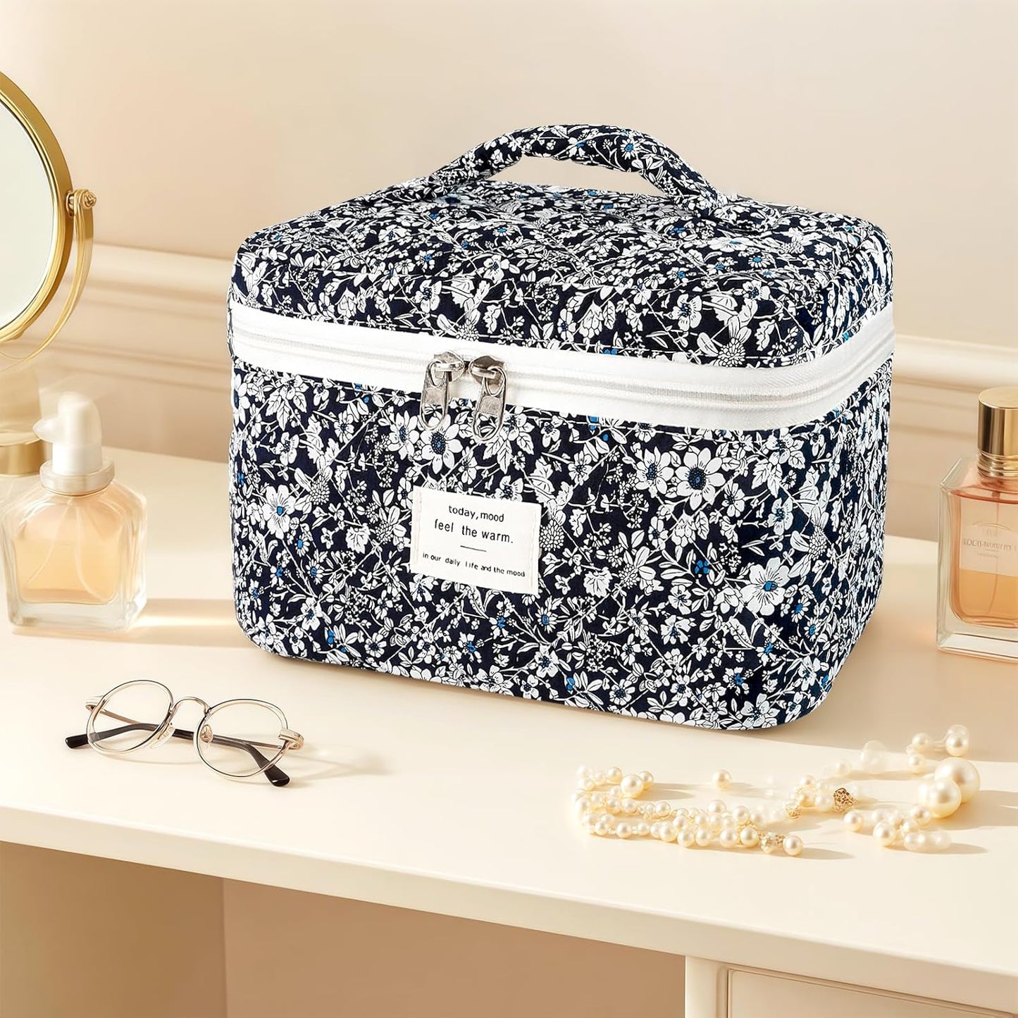 Large Travel Quilted Makeup Bag for Women, Floral Cotton Cosmetic Bag Cute Coquette Aesthetic Floral Toiletry Organizer Bag for Girls Little Black Rose Cosmetic Zipper Storage Bag