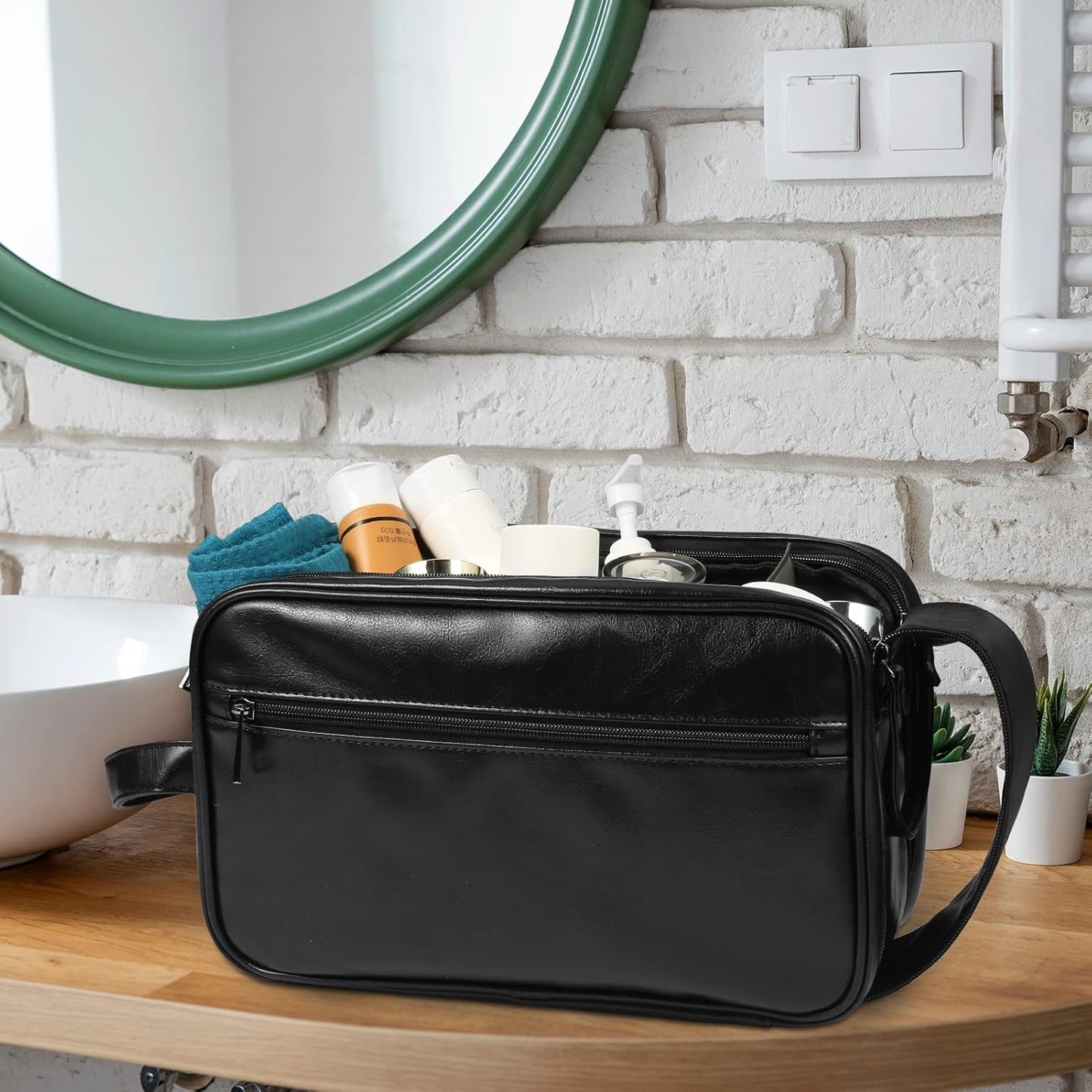Personalized Leather Travel Toiletry Bag for Men, Large Travel Bathroom Shaving Dopp Kit, Large Cosmetic Bag Waterproof
