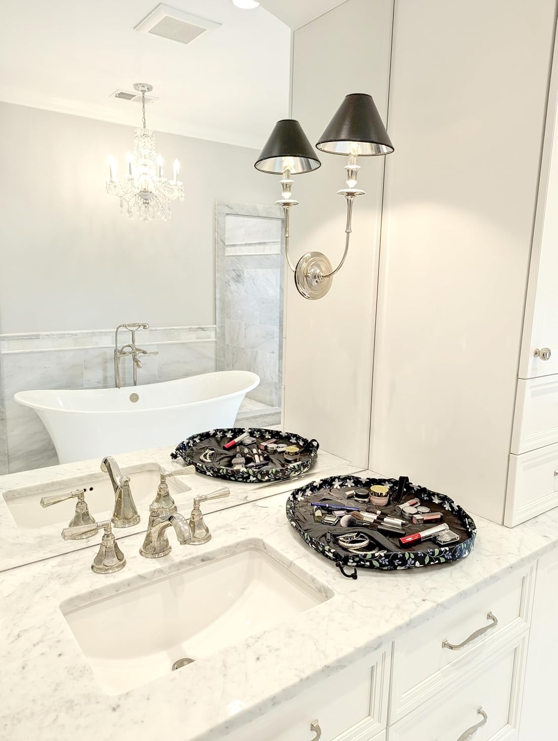 Lay-n-Go Cosmo Drawstring Cosmetic & Makeup Bag Organizer - Portable Drawstring Makeup Bag w/Zipper Pocket, Makeup Loops & More - Durable, Machine Washable Toiletry Bag (20", Floral Large)