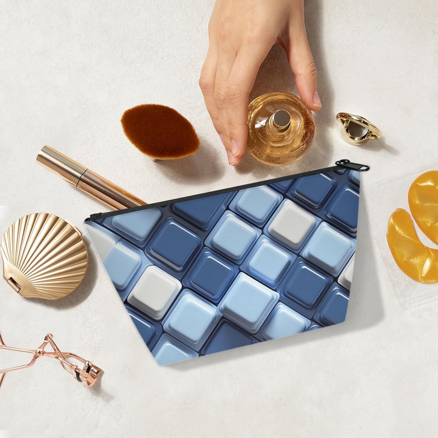 Kids Toiletry Bag Travel Cosmetic Makeup Organizer Wash Shower Bags Over Night Bags Camping Shaving Kit Handbags for Boys Girls