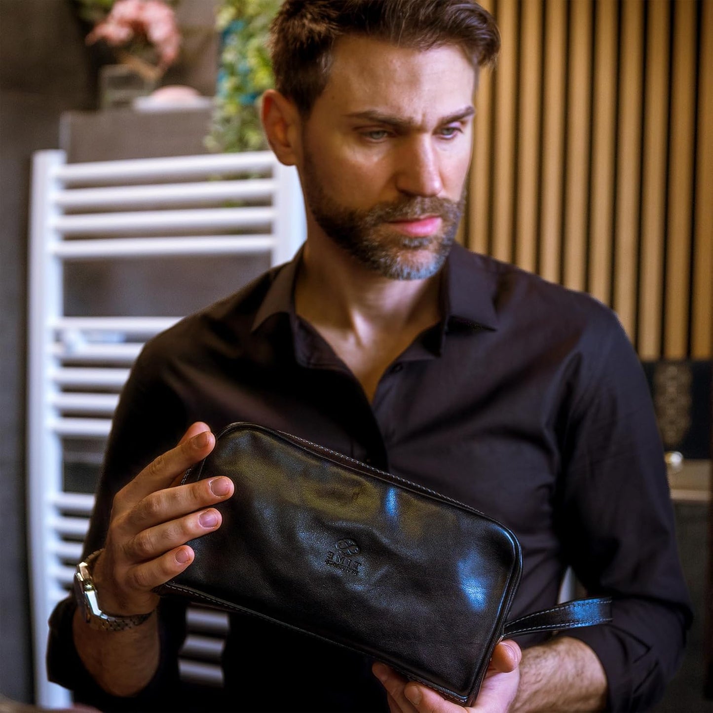 Time Resistance Leather Cosmetic Bag Toiletry Italian Classy Dopp Kit