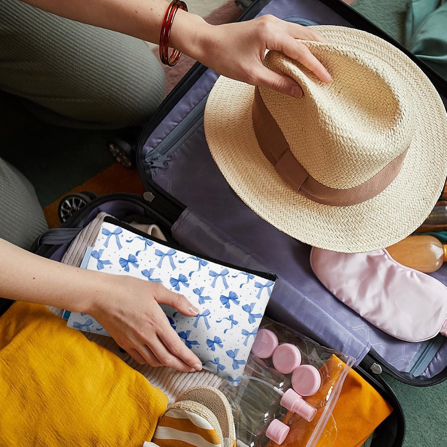 16 Pcs Bow Makeup Bags Bulk for Women Blue Coquette Aesthetic Preppy Cosmetic Bags Bow Floral Canvas Toiletry Bags Aesthetic Travel Zipper Pouches for Bridesmaids Wedding Party Favors Supplies