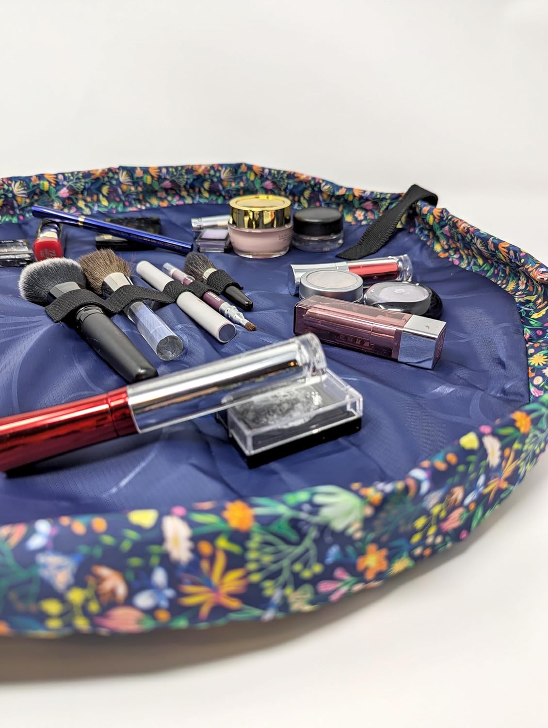Lay-n-Go Cosmo Layflat Drawstring Cosmetic & Makeup Bag Organizer - Portable Drawstring Makeup Bag w/Zipper Pocket, Loops & More -Durable, Machine Washable Toiletry Bag (20", Butterfly Small Floral)