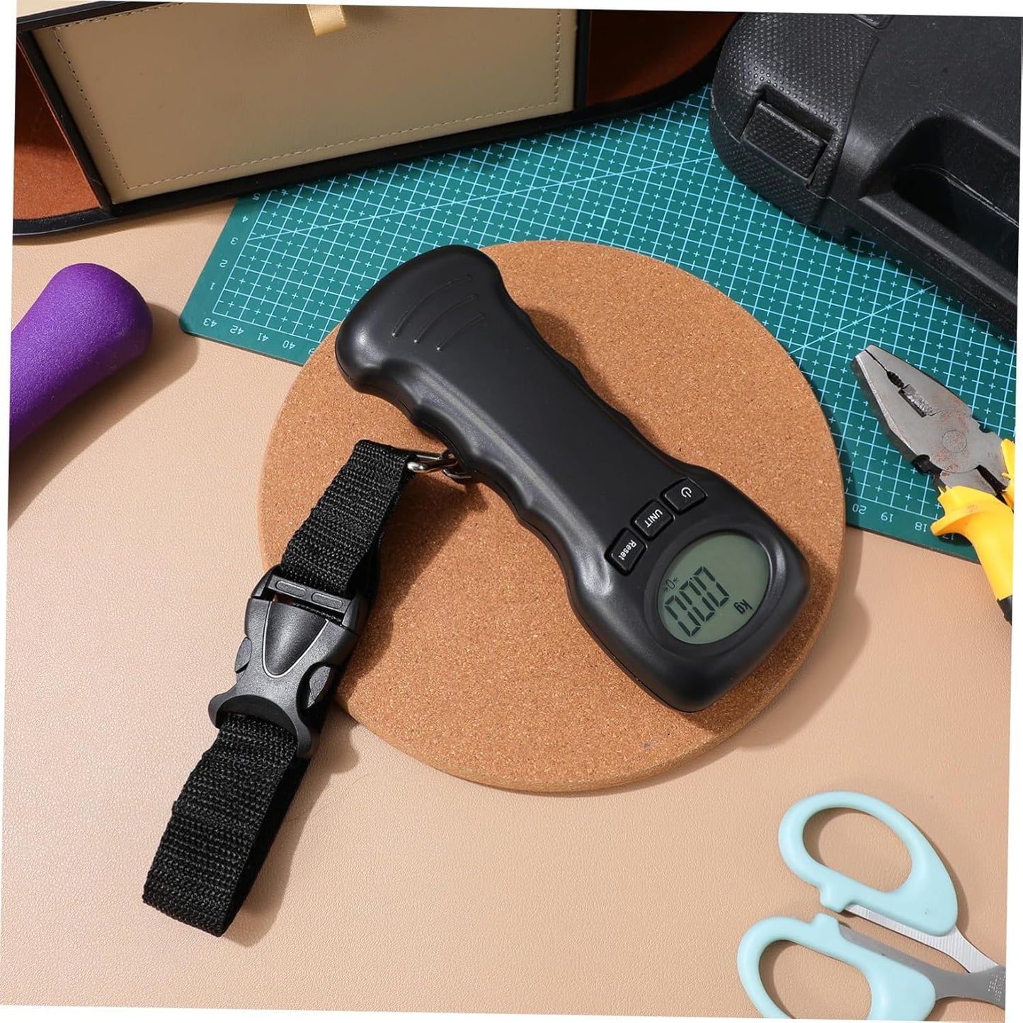 Ultra-Portable Backlit LCD Display Scale Luggage Weight Scale for Travel Compact Battery Included