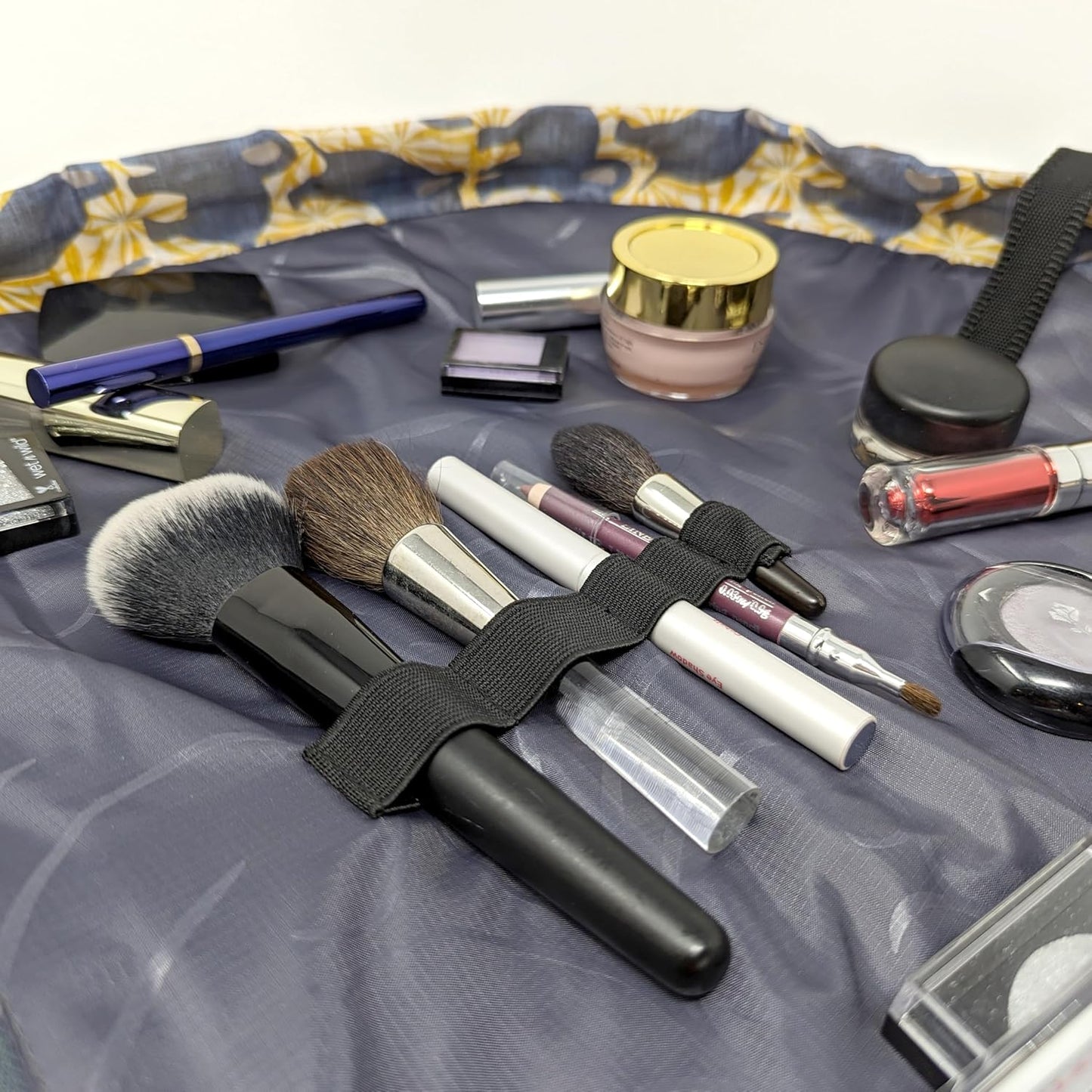 Lay-n-Go Cosmo Layflat Drawstring Cosmetic & Makeup Bag Organizer - Portable Drawstring Bag w/Zipper Pocket, Makeup Loops & More - Durable, Machine Washable Costmeic Bag for Travel (20", Elephants)